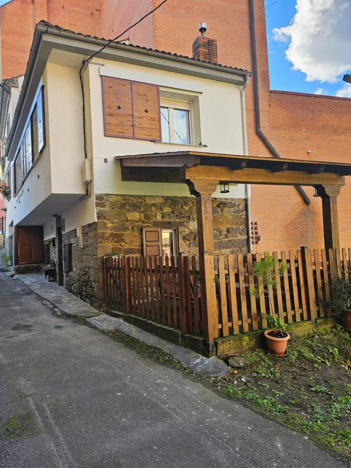 Casita Con Encanto Collanzo Exterior foto